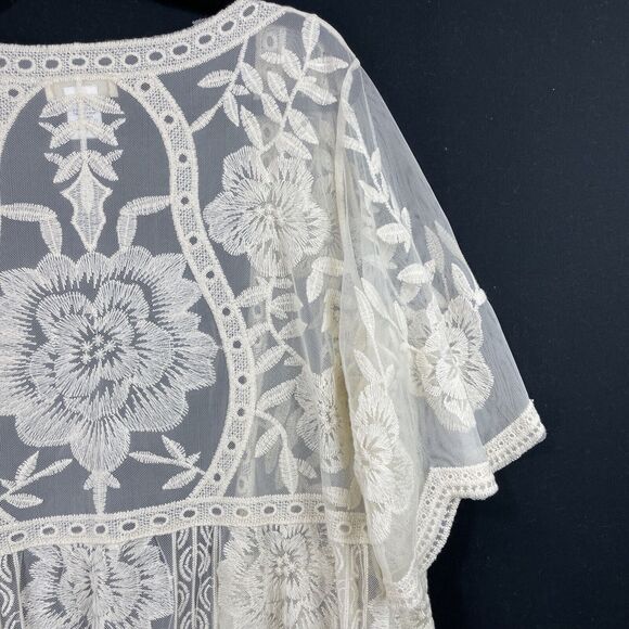 Entro Lace Cardigan SZ Medium Off White Cottagecore Dainty Coquette Short Sleeve - Picture 7 of 11
